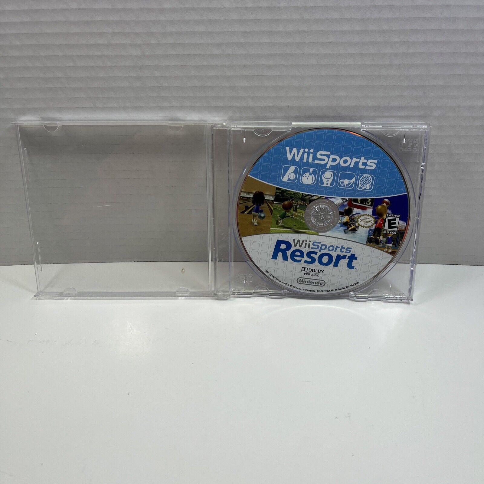 Wii Sports & Wii Sports Resort 2 in 1 Combo Disc - Tested and Working DISC ONLY
