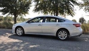 2011 toyota avalon body side moldings #2