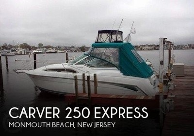1995 Carver 250 Express Used