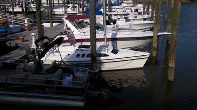 1996 23.5 Hunter Sailboat with Yamaha 9.9, weekender with swing keel and trailer
