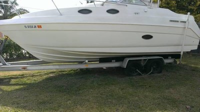 REDUCED PRICE - BOAT - Regal 258 Commodore Cruiser