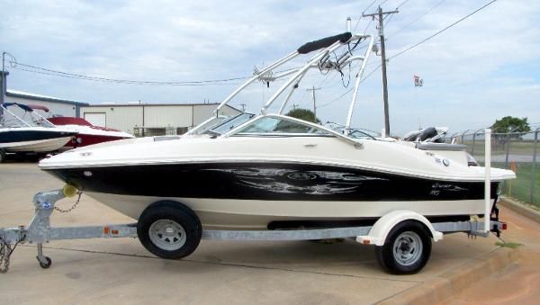 2010 Sea Ray 185 Sport (18.5 Feet)