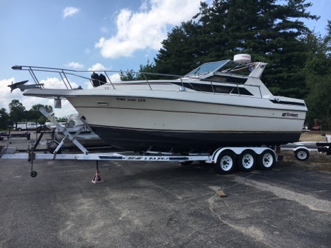 1985 Cruiser Yacht