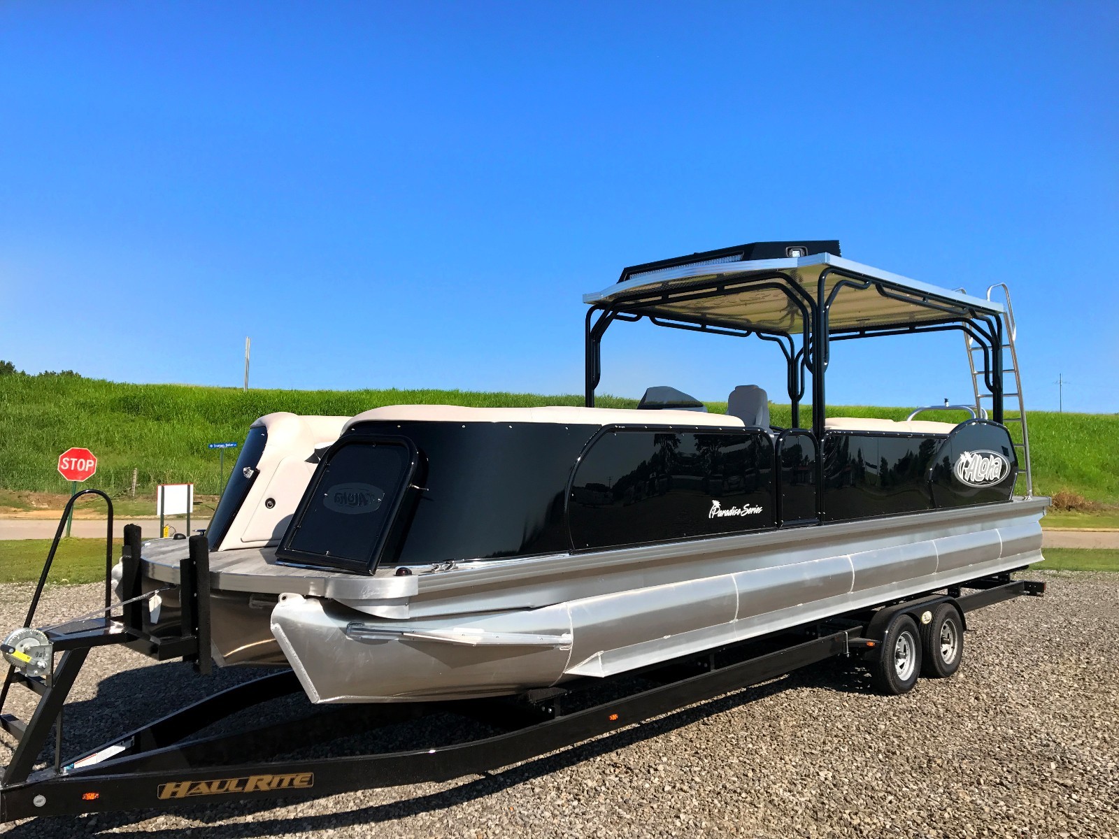 NEW 2017 Aloha Paradise Series 300 Sundeck Triple Pontoon
