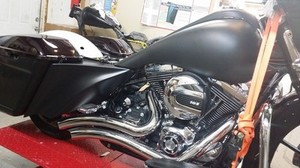 glide street davidson harley side roadking stretched road