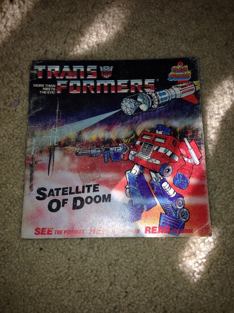 the transformers more than meets the eye book satellite of doom 1985