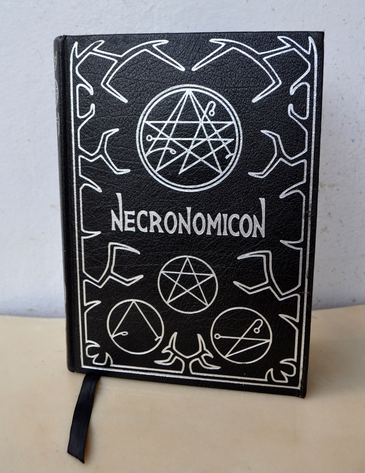 Necronomicon deluxe 2nd edition qliphoth grimoire aleister crowley occult rare