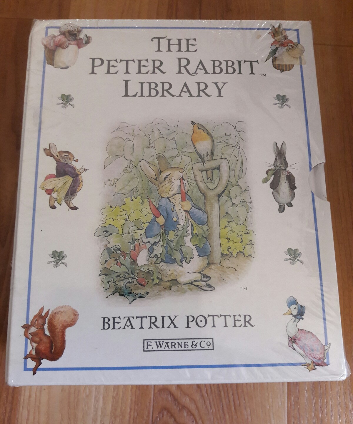 1997 the peter rabbit library boxed set of 12 books beatrix potter sealed