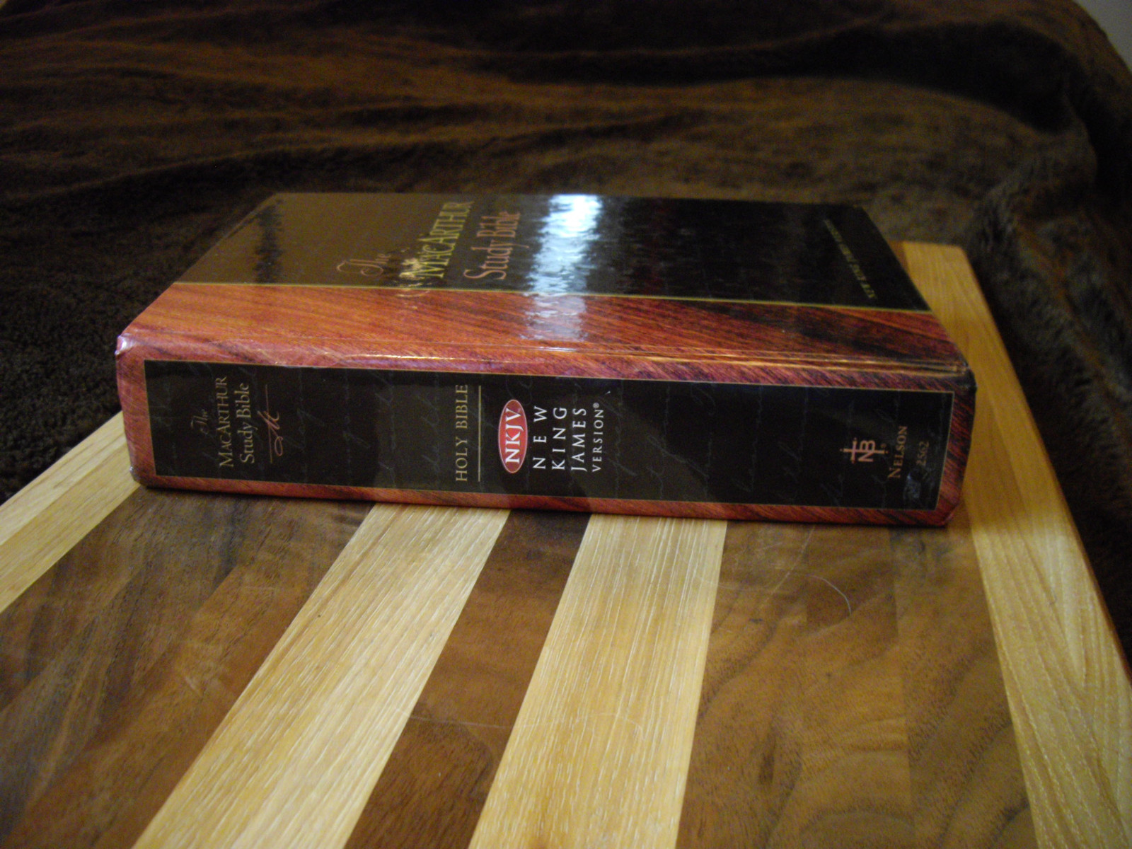 1997 hardcover nkjv macarthur study bible