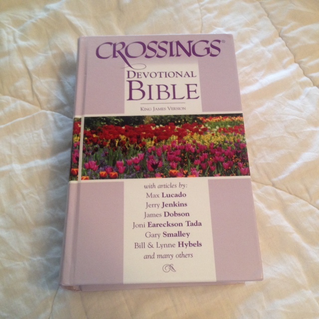 crossing devotional bible king james version hardcover 2001 religion red letter