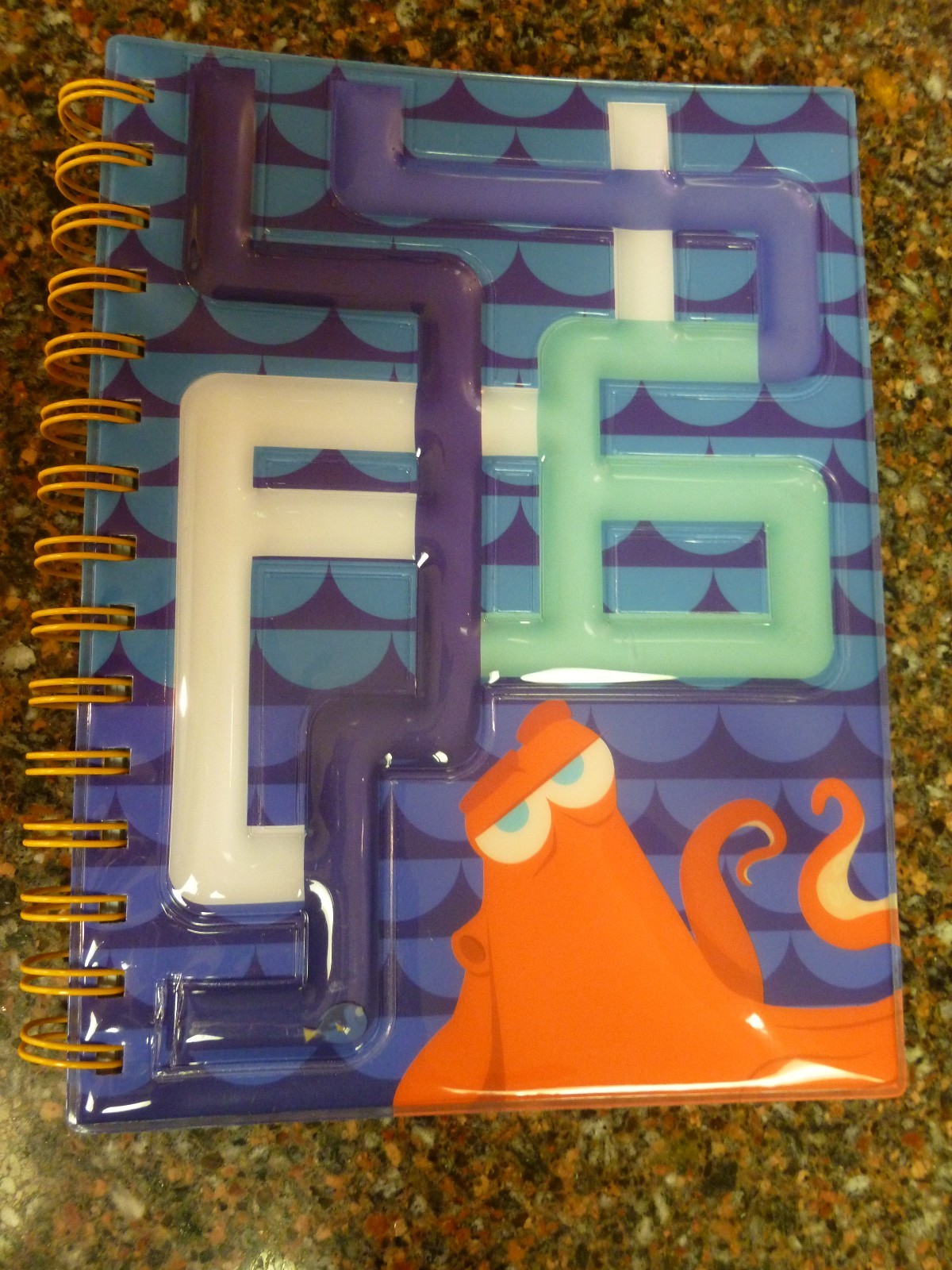Disney store finding dory 80 pg journal, liquid maze plastic cover, artwork new