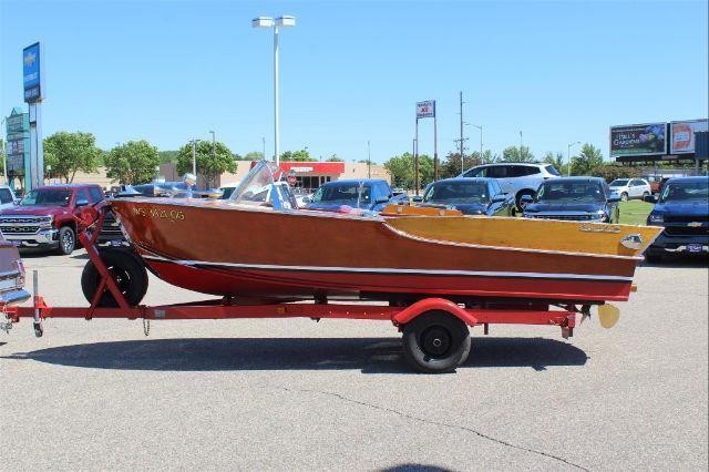 1960 Correct Craft Woody Speedster 361 V8 **100% Restored** NONE NICER WOOD BOAT