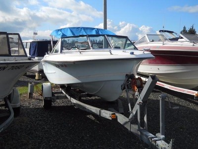 Beachcraft Fishing Boat 16 Foot 1979 Blue/W Trailer