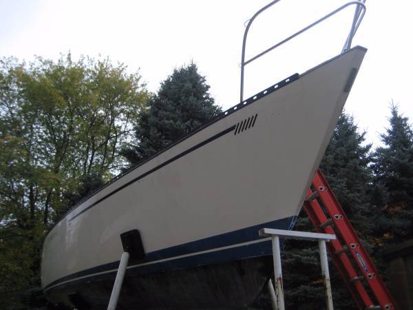 1979 Tartan T-10 Sailboat 33ft Tartan Ten Day Sailor Race Boat