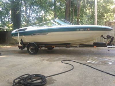 1993 Chaparral 1800 SLC Mercruiser 3.0 L 135 HP