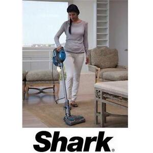 USED SHARK ROCKET VACUUM HV300C CLEANER - UPRIGHT FLOOR CARE CLEANING  81202247