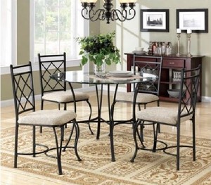 Round Kitchen Table and Chairs | eBay