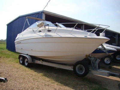 2002 Wellcraft Martinique 2400