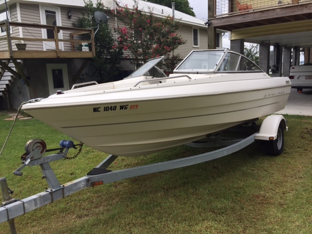1999 Bayliner Bowrider 18'8" & Trailer - North Carolina