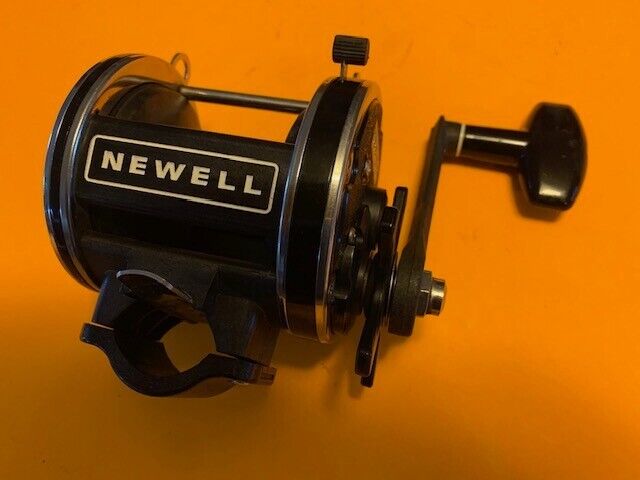 NEWELL “NO LETTER” 533-5.5 CONVENTIONAL FISHING REEL LOOKS & WORKS VERY GOOD