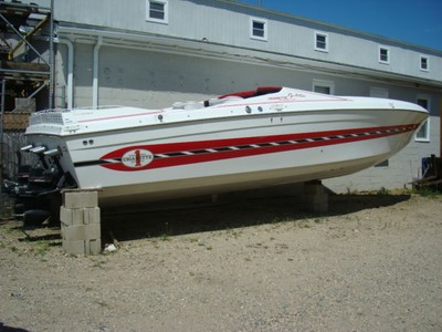 1989 31' Cigarette Bullet Pro series edition