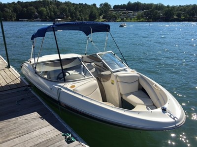 2000 Bayliner Capri 1850