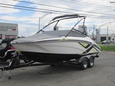 Yamaha 212x 2015