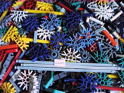 KNEX - Large Assorted selection of K'nex - 700+ pieces