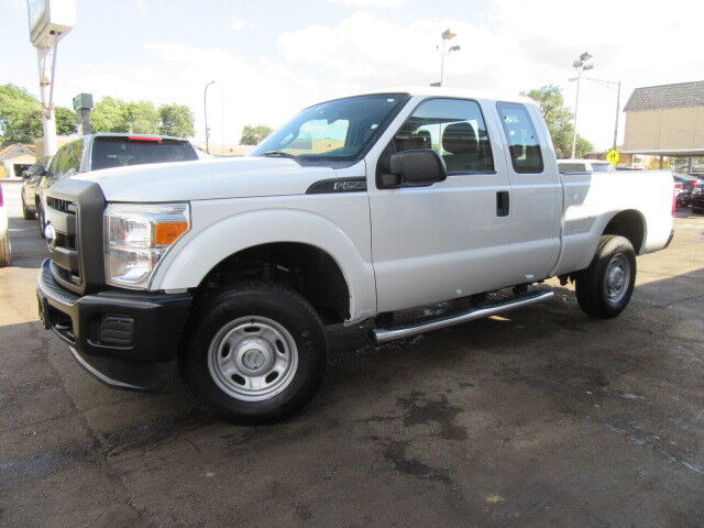 Image 1 of Ford: F-250 XL 4X4 White…