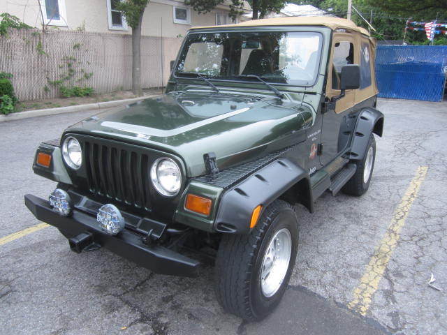 Image 1 of Jeep: Other Sahara Green…