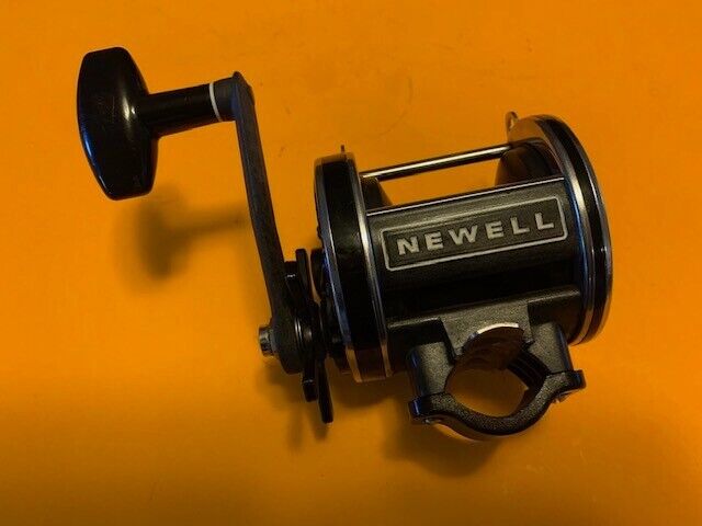 NEWELL “NO LETTER” 533-5.5 CONVENTIONAL FISHING REEL LOOKS & WORKS VERY GOOD