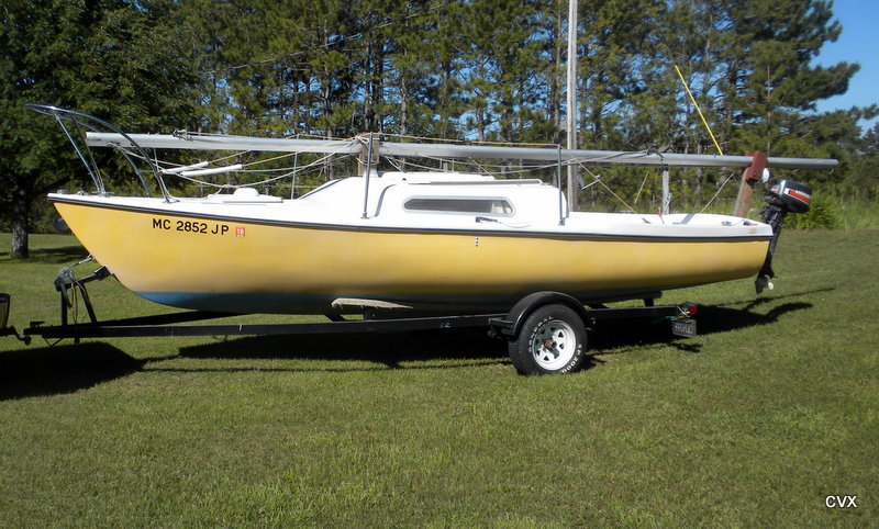21ft MacGregor Venture Sailboat. 4 hp Mariner Outboard.& Trailer