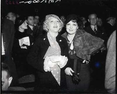Mae Murray Standing With Clara Bow 1935 Old Boxing Photo