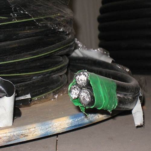 500 Triplex Aluminum Cable URD 4 0 4 0 1 0 Direct Burial