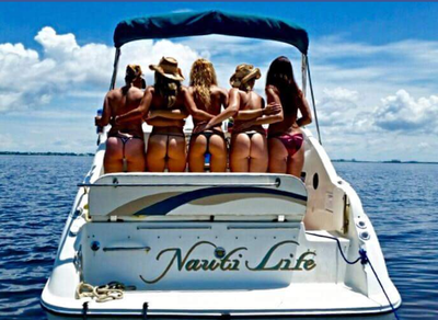 Yacht 1996 Rinker Fiesta Vee 266 27' " No Reserve"