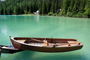 Build-your-own-11-X-3-Wooden-Row-Boat-DIY-Plans-Fun-to-build-Save 
