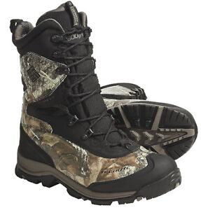 Snow camo hunting boots