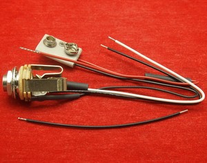 Switchcraft Stereo Active Guitar Bass 1 4