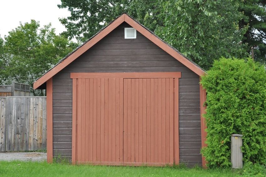 people use small sheds to store lawn and garden equipment or sporting 