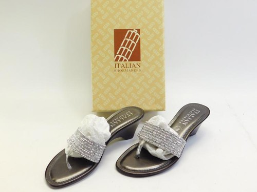 Italian Shoemakers Silver Judith Platform Flip Flops Sz 7 Lot 10