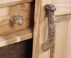 NEW-WHITETAIL-DEER-ANTLER-DRAWER-KNOB-CABINET-PULL-CHOICE-MADE-IN-USA