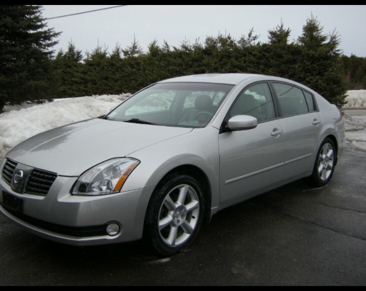 2004 Nissan Maxima 3 5 SE 4DR Super low mileage