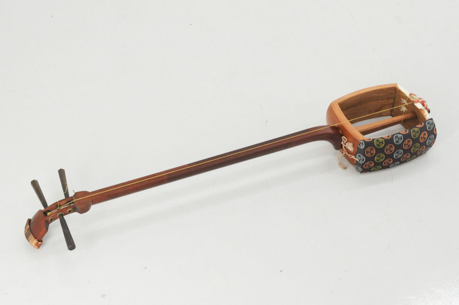 How to Play the Shamisen eBay
