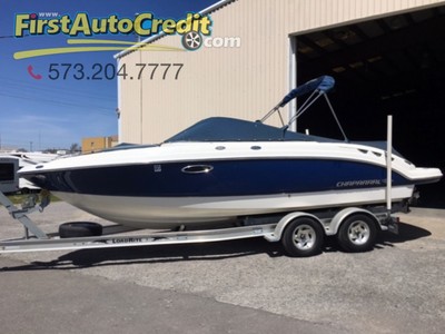 2007 Chaparral 236 SSX - Trailer included - Fresh water only - Seadek Floor