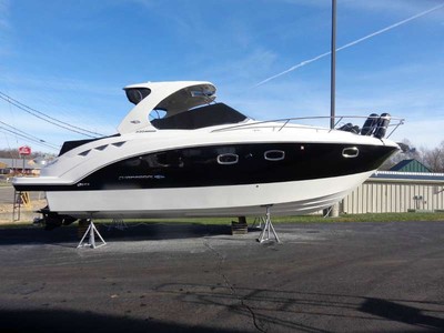 2013 Chaparral 330 Signature Cruiser