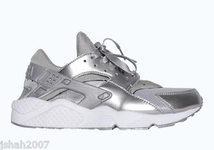 nike huarache argento nike huarache argento