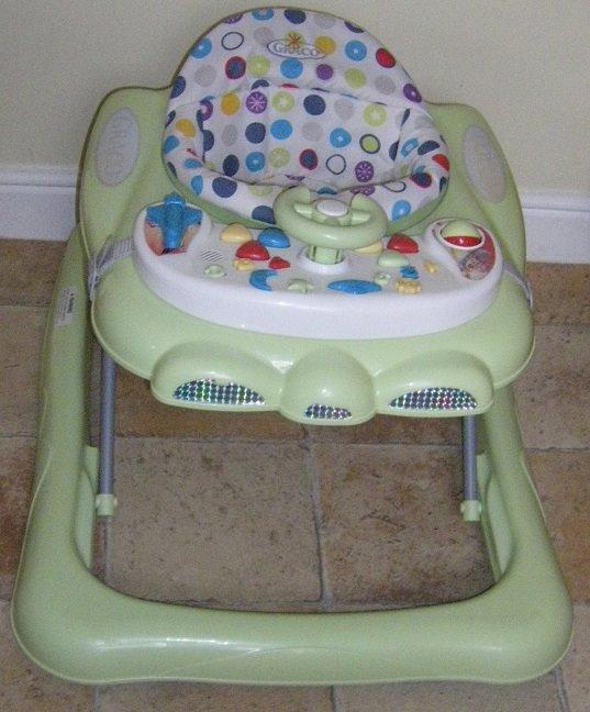 Graco baby walker in good Buy, sale and trade ads