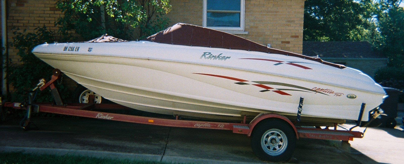 2000 Rinker Captiva 192 19'6" Bowrider & Trailer - Ohio