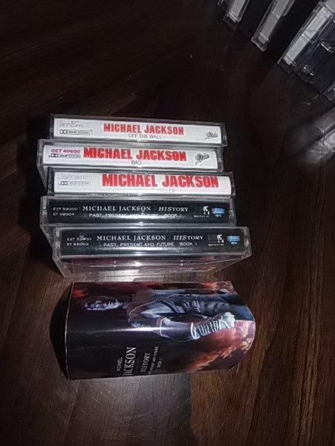 Michael Jackson cassette ....