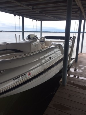 2000 Chaparral 252 Sunesta with trailer